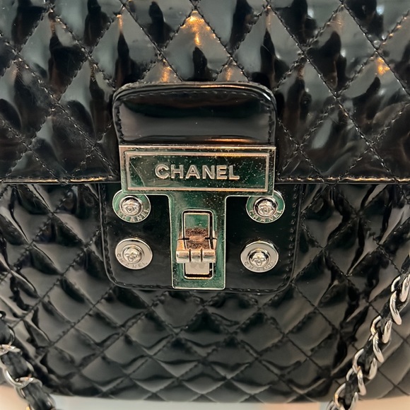 Chanel Glazed Lambskin Quilted Mademoiselle Kelly Top Handle Shoulder Bag, 2009 - Picture 7 of 17